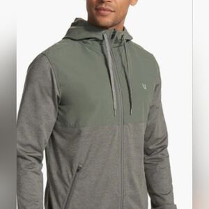 NWT Vuori Sunday Element Jacket - Dusty Pine Heather - Men’s large